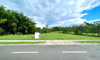 Extraordinario lote con 2053 m2 en Cerritos Condominio Campestre con vista al bosque al Bosque y a los Guaduales. Pereira.