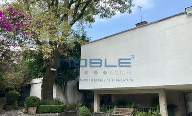 Casa en Venta. Tlacopac / Campestre
