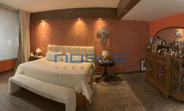 Casa en Venta. Tlacopac / Campestre