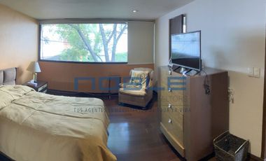 Casa en Venta. Tlacopac / Campestre