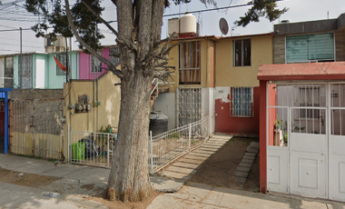 PROPIEDAD EN VENTA DE RECUPERACION HIPOTECARIA EN SAN ANTONIO CUAUTITLAN IZCALLI EDO MEX