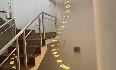 Casa en venta dentro de frac privado  lomas verdes zona sur pte de la ciudad