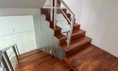 Casa en venta dentro de frac privado  lomas verdes zona sur pte de la ciudad