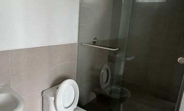 URB. VILANOVA, CASA EN ALQUILER.