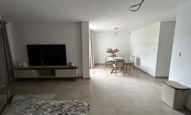 URB. VILANOVA, CASA EN ALQUILER.