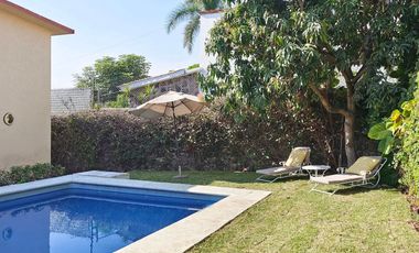 Casa en venta en Temixco Morelos, en Fraccionamiento Las Brisas