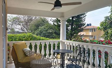 Casa en venta en Temixco Morelos, en Fraccionamiento Las Brisas