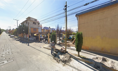 CASA EN CALLE COLINAS DE ARCOS, UNIDAD SAN BUENAVENTURA, ESTADO DE MÉXICO ¡NO CRÉDITOS!