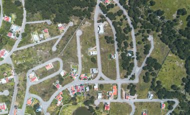 TERRENOS EN VENTA EN FRACCIONAMIENTO EL LAGO EN HARAS DEL BOSQUE.