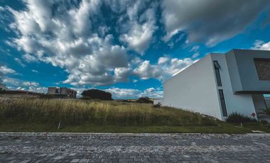 TERRENOS EN VENTA EN FRACCIONAMIENTO EL LAGO EN HARAS DEL BOSQUE.