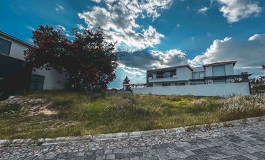 TERRENOS EN VENTA EN FRACCIONAMIENTO EL LAGO EN HARAS DEL BOSQUE.