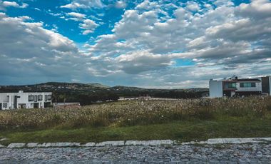 TERRENOS EN VENTA EN FRACCIONAMIENTO EL LAGO EN HARAS DEL BOSQUE.
