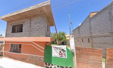 CASA A LA VENTA EN EL CENTRO DE CADEREYTA DE MONTES, QUERETARO, REMATE, AMPLIO TERRENO