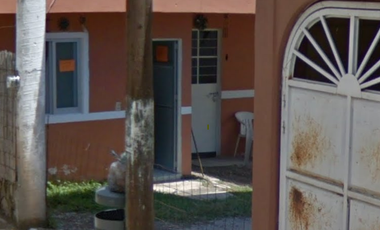 CASA A LA VENTA EN EL CENTRO DE CADEREYTA DE MONTES, QUERETARO, REMATE, AMPLIO TERRENO