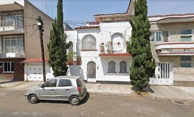 CASA EN REMATE EN I ALLENDE CLAVERIA AZCAPOTZALCO CDMX