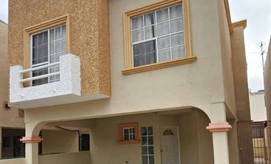 CASA EN RENTA FRACCIONAMIENTO FINISTERRA