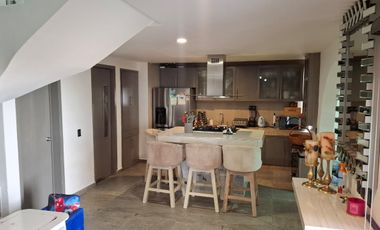 “Casa grande nueva con acabados de lujo en privada exclusiva, 3 recs / 3 baños, junto a El Pulpo Negro • $6,900,000 MXN