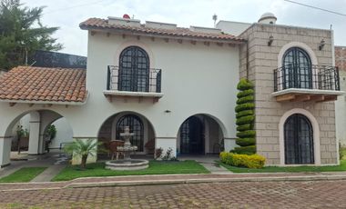“Casa grande nueva con acabados de lujo en privada exclusiva, 3 recs / 3 baños, junto a El Pulpo Negro • $6,900,000 MXN