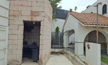 “Casa grande nueva con acabados de lujo en privada exclusiva, 3 recs / 3 baños, junto a El Pulpo Negro • $6,900,000 MXN