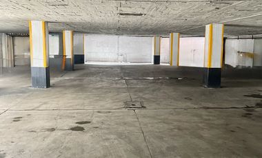 Venta de oficina en Satélite: 12 m² útiles + 1 estacionamiento, elevador y vigilancia