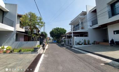 RUMAH BARU SAYAP DAGO BANDUNG Lokasi Sangat Strategis Akses Mudah