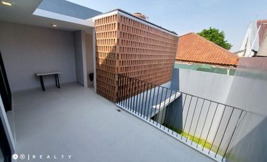 RUMAH BARU SAYAP DAGO BANDUNG Lokasi Sangat Strategis Akses Mudah