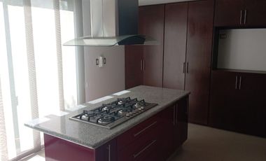 Hermosa Casa en Venta 3 Recamaras Lomas Angelopolis