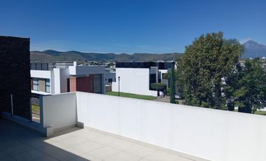 Hermosa Casa en Venta 3 Recamaras Lomas Angelopolis