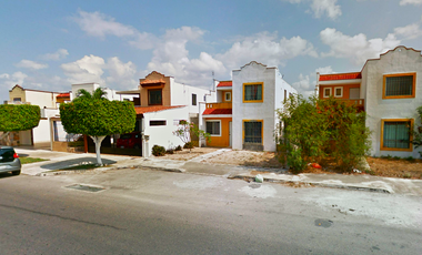 HERMOSA CASA EN VENTA POR MEDIO DE REMATE BANCARIO EN MÉRIDA YUCATAN. (NO CRÉDITOS)