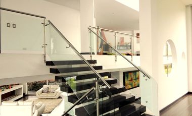 Espectacular!!!!! Con Piscina, Rodeado de Terrazas.