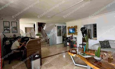 THE VIEW HOSTAL & LOUNGE