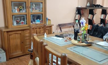 BONITA CASA DE UNA PLANTA EN VILLA DE LAS FLORES COACALCO