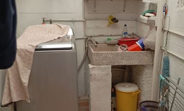 BONITA CASA DE UNA PLANTA EN VILLA DE LAS FLORES COACALCO