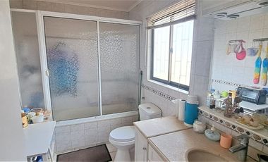 FyC Vende gran casa en Cerro Placeres, Valparaíso