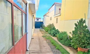 FyC Vende gran casa en Cerro Placeres, Valparaíso