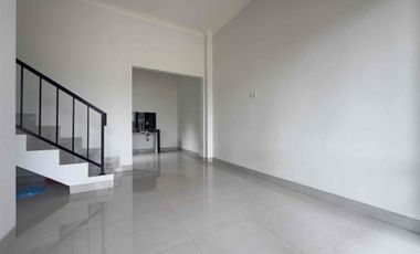 DIJUAL RUMAH 2 LANTAI JALAN PERINTIS KEMERDEKAAN MAKASSAR