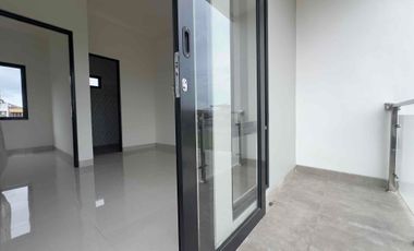 DIJUAL RUMAH 2 LANTAI JALAN PERINTIS KEMERDEKAAN MAKASSAR