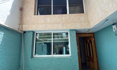 CASA EN VENTA. TORRES DE LINDAVISTA