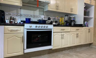 CASA EN VENTA. TORRES DE LINDAVISTA
