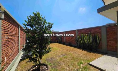 Casa en venta en Calimaya, Residencial Bosque de Las Fuentes