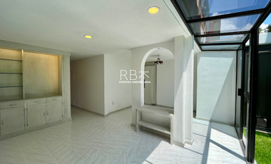 Casa en venta recién remodelada en privada tranquila, CDMX poniente