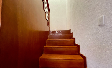 Casa en venta recién remodelada en privada tranquila, CDMX poniente