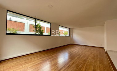 Casa en venta recién remodelada en privada tranquila, CDMX poniente