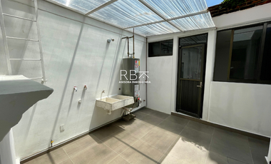 Casa en venta recién remodelada en privada tranquila, CDMX poniente