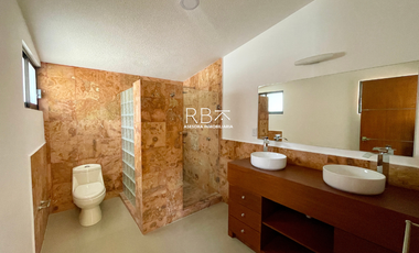 Casa en venta recién remodelada en privada tranquila, CDMX poniente