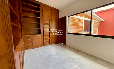 Casa en venta recién remodelada en privada tranquila, CDMX poniente