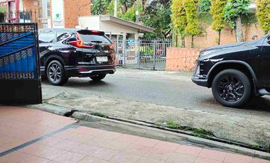 DISEWAKAN RMH PINGGIR JLN RAYA PEKAPURAN. DEPAN KOMPLEK CGR 1, CIMANGGIS TAPOS DEPOK