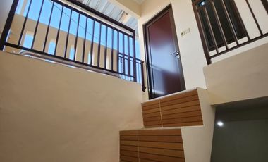 Dikontrak tahunan rumah di komplek pelindo 2