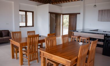 Ocean view villa in Torok near Kuta Mandalika