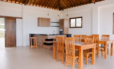 Ocean view villa in Torok near Kuta Mandalika